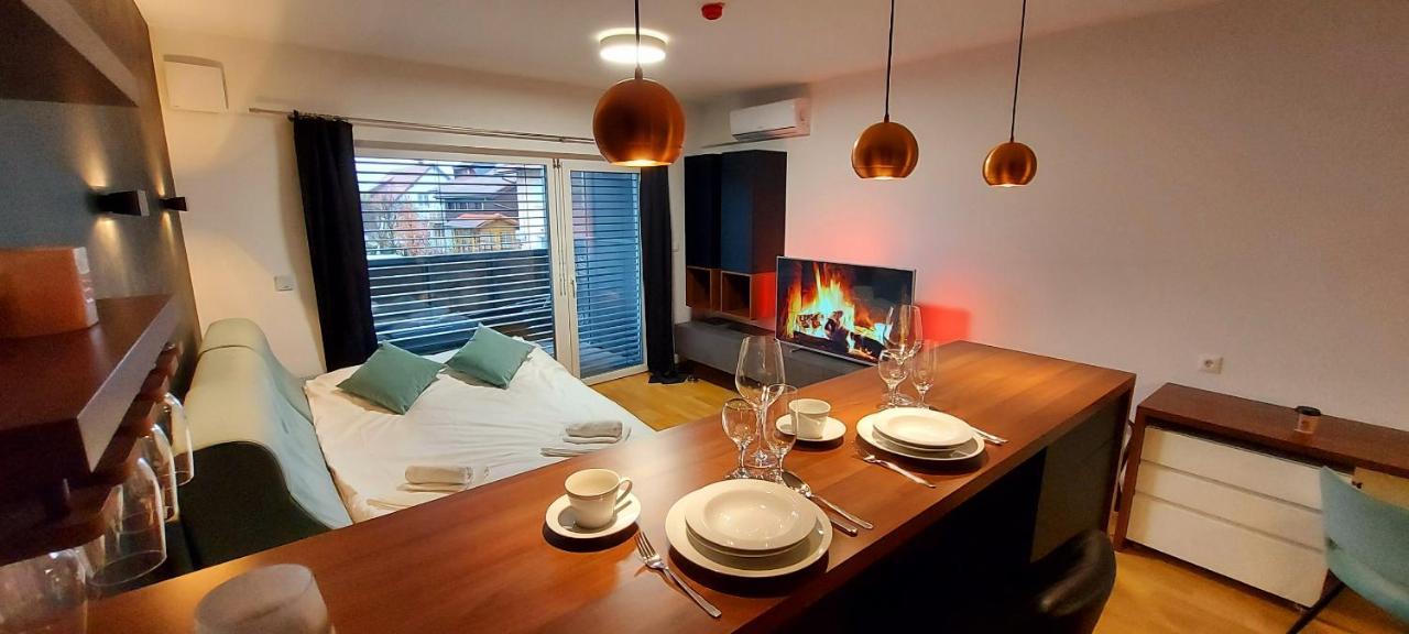 Bed & Breakfast Rezidenca Pipanova Любляна Екстериор снимка