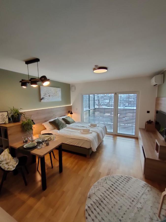 Bed & Breakfast Rezidenca Pipanova Любляна Екстериор снимка
