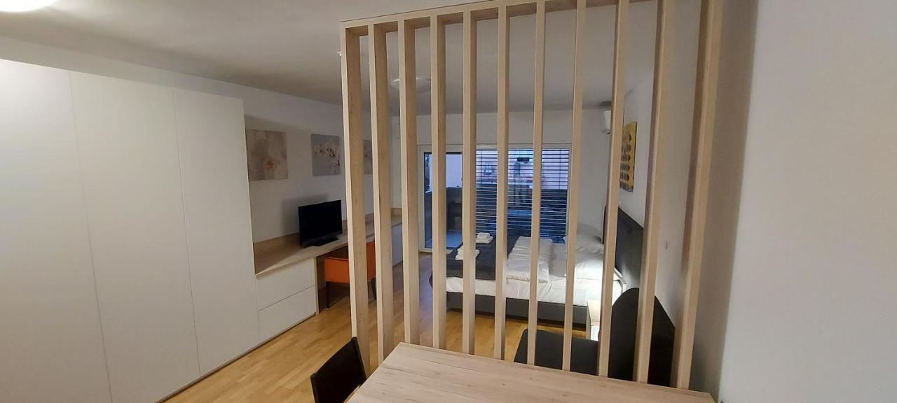 Bed & Breakfast Rezidenca Pipanova Любляна Екстериор снимка