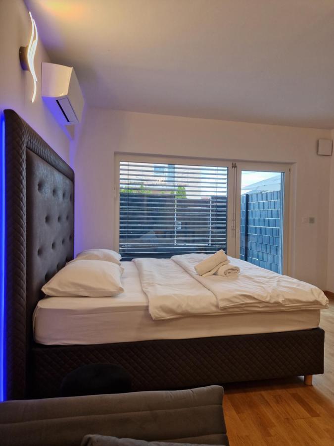 Bed & Breakfast Rezidenca Pipanova Любляна Екстериор снимка