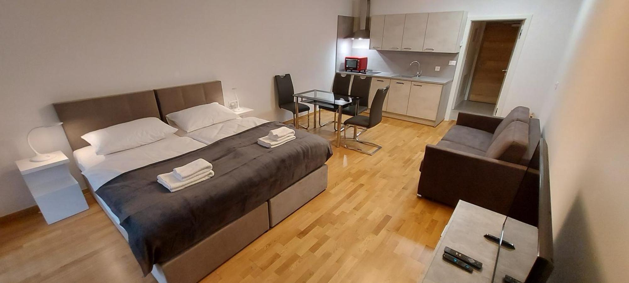 Bed & Breakfast Rezidenca Pipanova Любляна Екстериор снимка